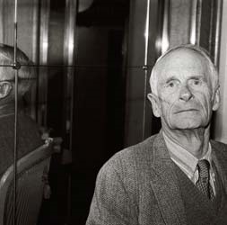 Photo of William Knowles