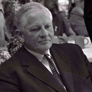 Photo of Richard Kuhn