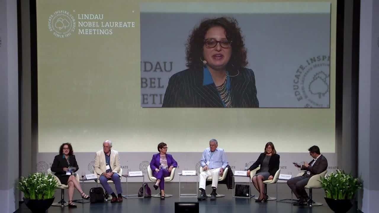 Panel Discussion (2017) - Science Careers; Panelists Dan Shechtman, John E. Walker, Thomas L. Gianetti (ETH Zurich), May Shana'a (Beiersdorf AG), Wiltrud Treffenfeldt (Dow Europe GmbH); Moderator: Alaina G. Levine (Quantum Success Solutions)