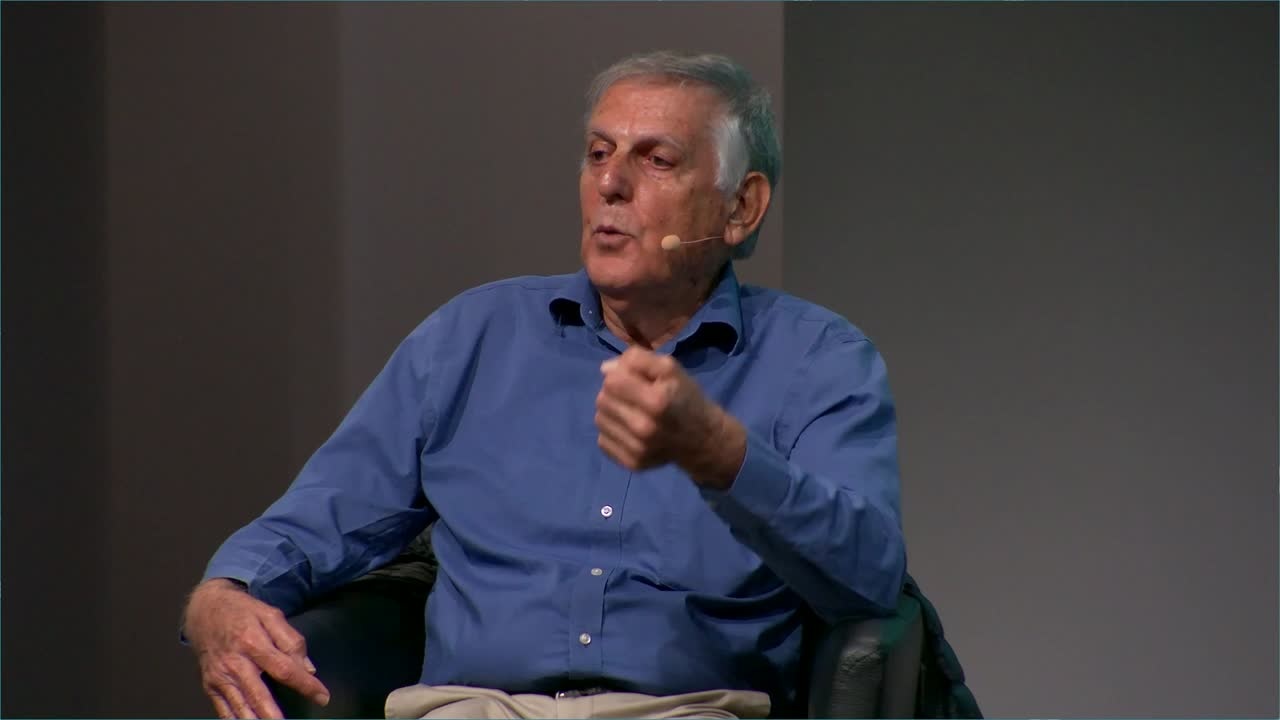 Quasi-Periodic Materials – A Paradigm Shift in  Crystallography (2022) - Dan Shechtman; Moderator: Rainer Blatt