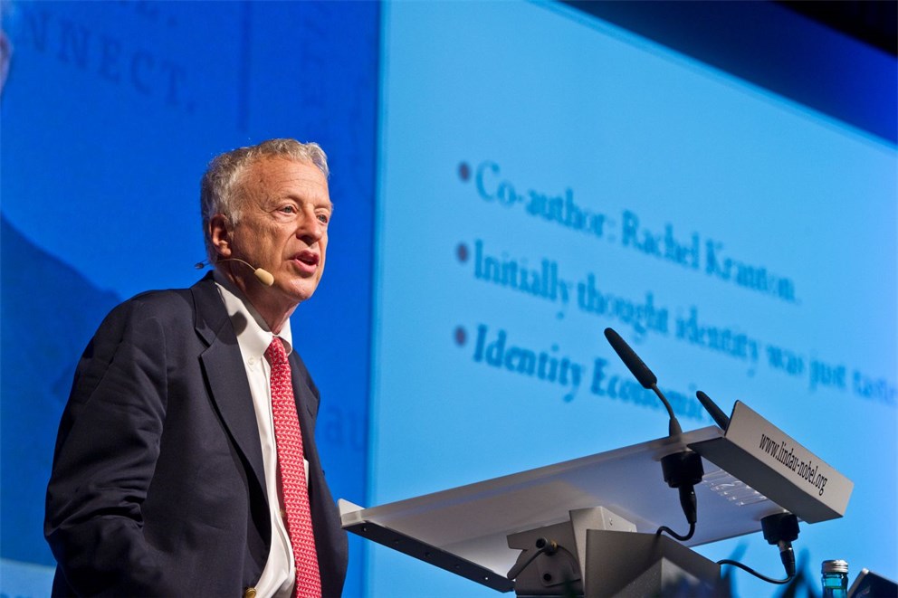 Lecture: "Identity Economics" by George Akerlof (Laureate, Economic Sciences 2001)