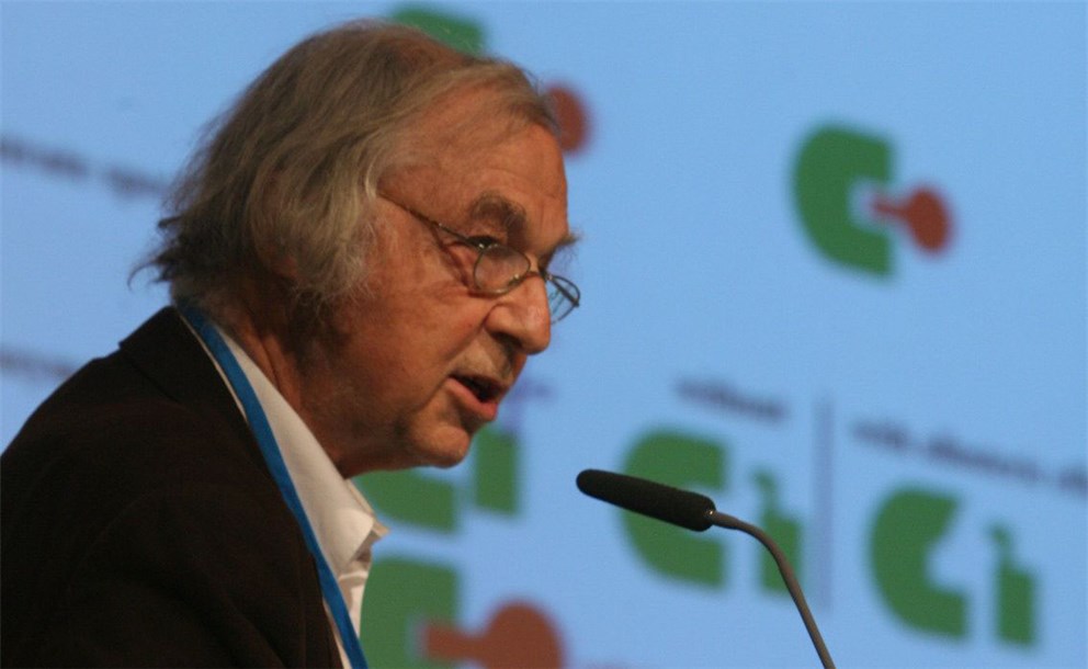 Lecture: "Immunreceptors-Antibody Interactions, a Structural Basis" by Robert Huber (Laureate, Chemistry 1988)