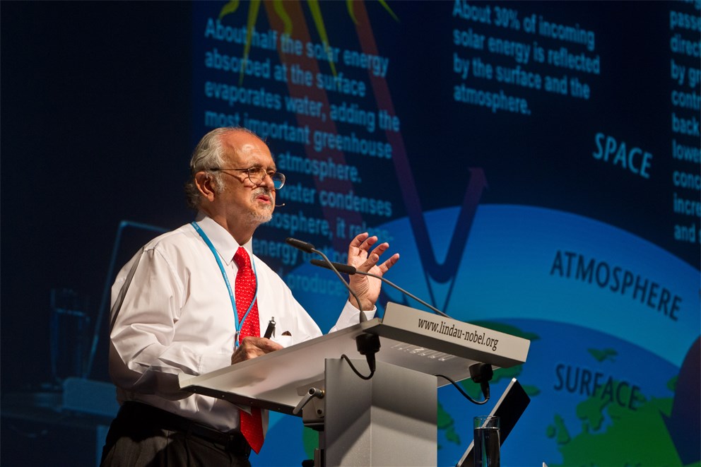 Lecture: "The Science and Policy of Climate Change" by Mario Molina (Chemistry, 1995)