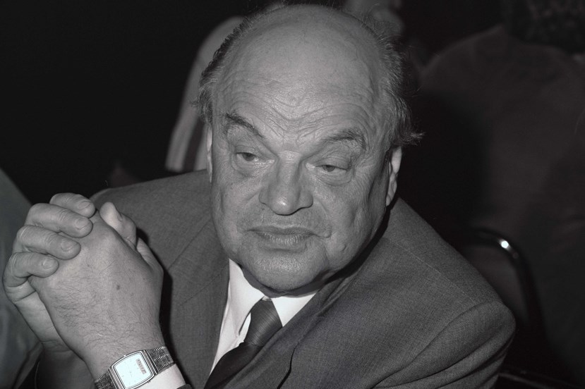 Nikolav Basov on population inversion: audio snippet from his 1979 lecture "Lasers and their Applications": 00:14:23-00:15:10