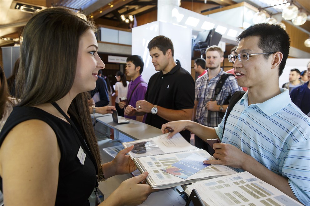 Young scientists register for the 65th Lindau Nobel Laureate Meeting.