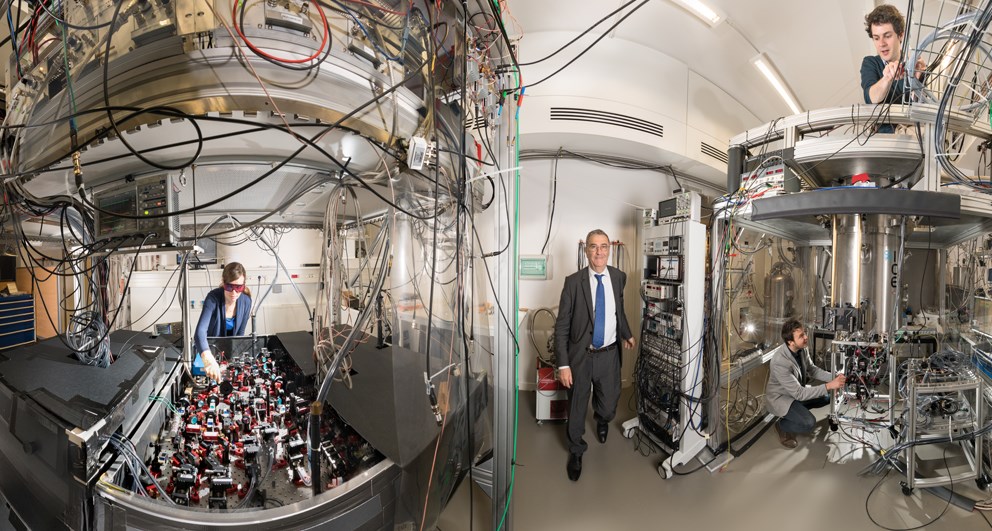 Click on the Banner to Launch the 360° Lab View.