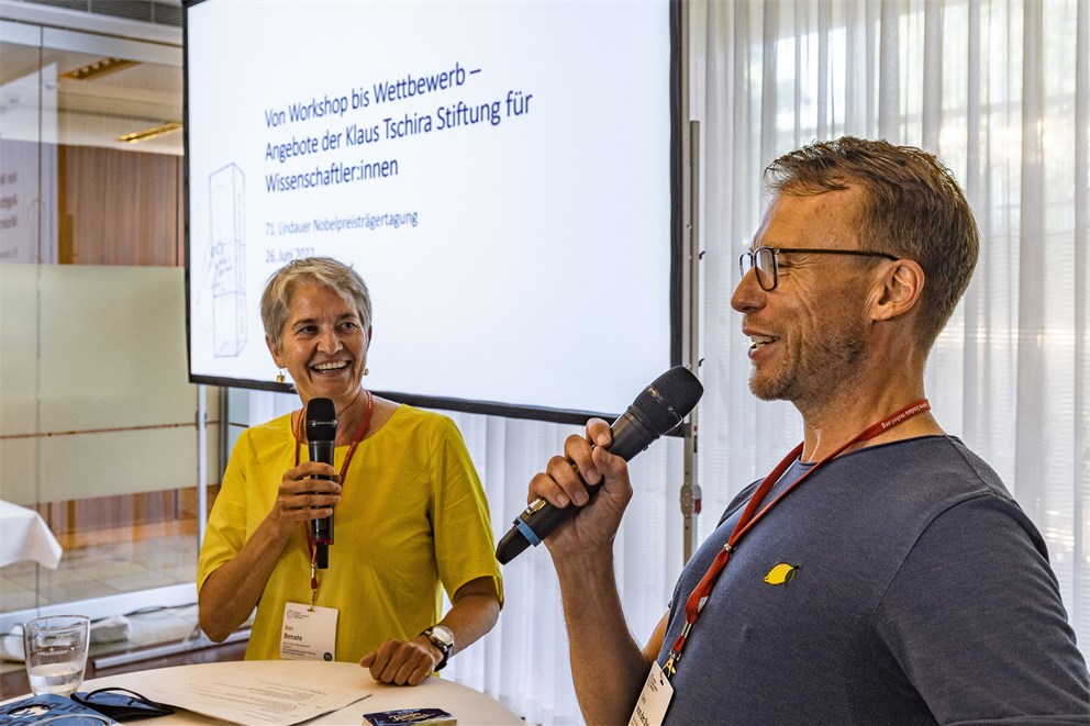 Gero von der Stein presenting KTS Klartext. 