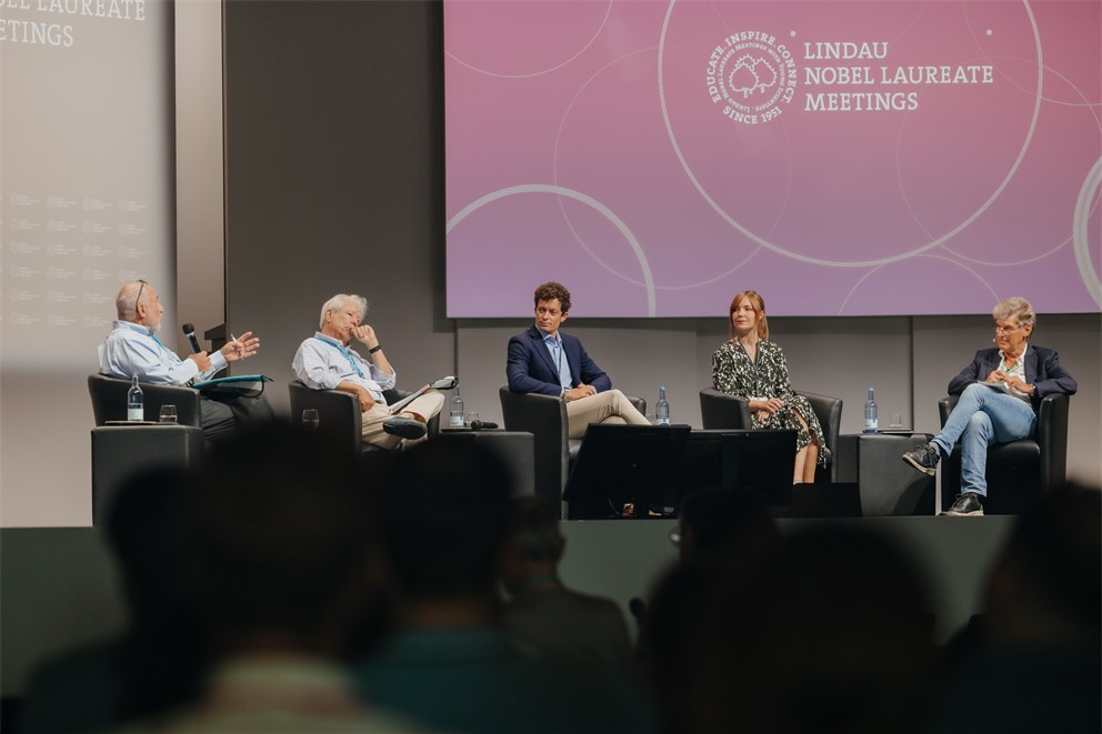 Panel "Social Change and Social Media" at the 7th Lindau Meeting on Economic Sciences.