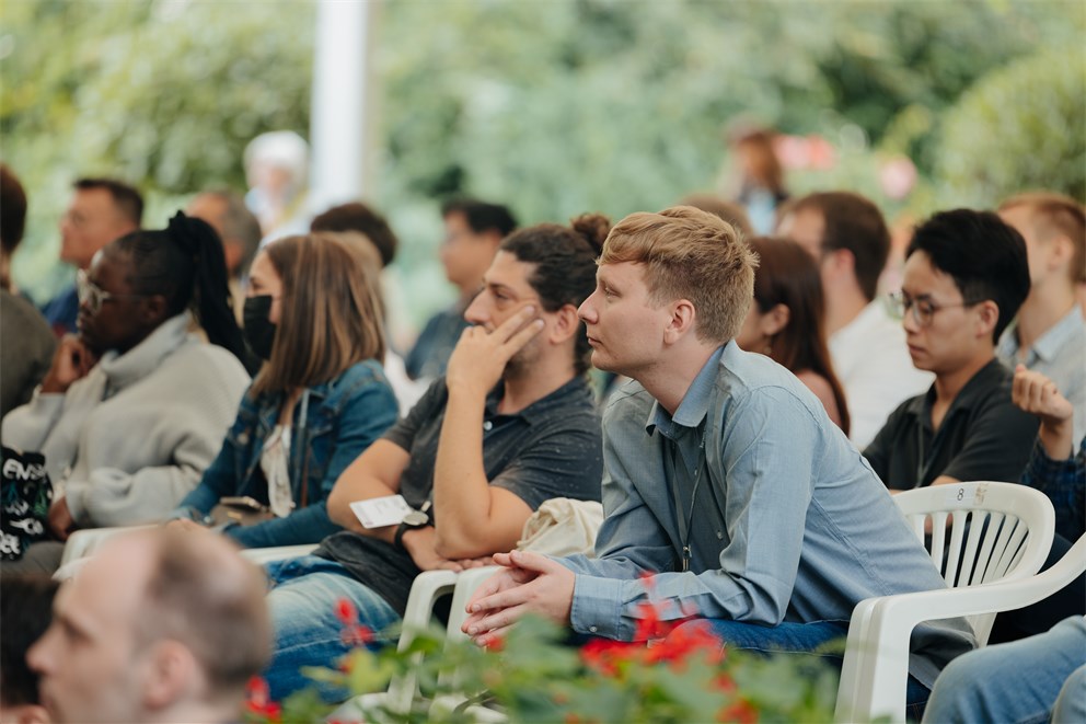 Panel "Economics and Politics of War and Sanctions" on Mainau Island.