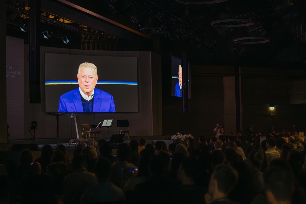 AL Gore delivering his speech